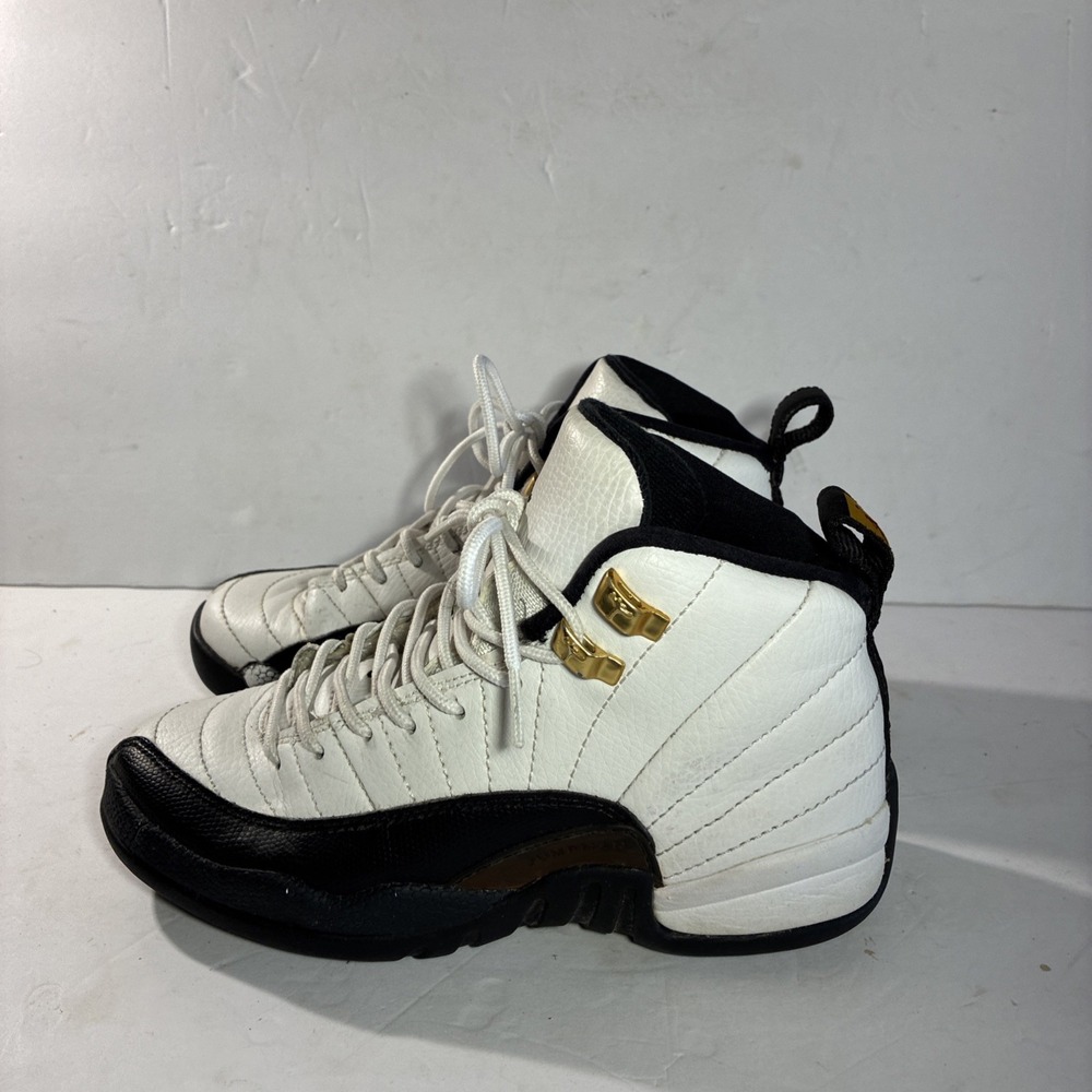 Jordan retro 12 size 4.5y